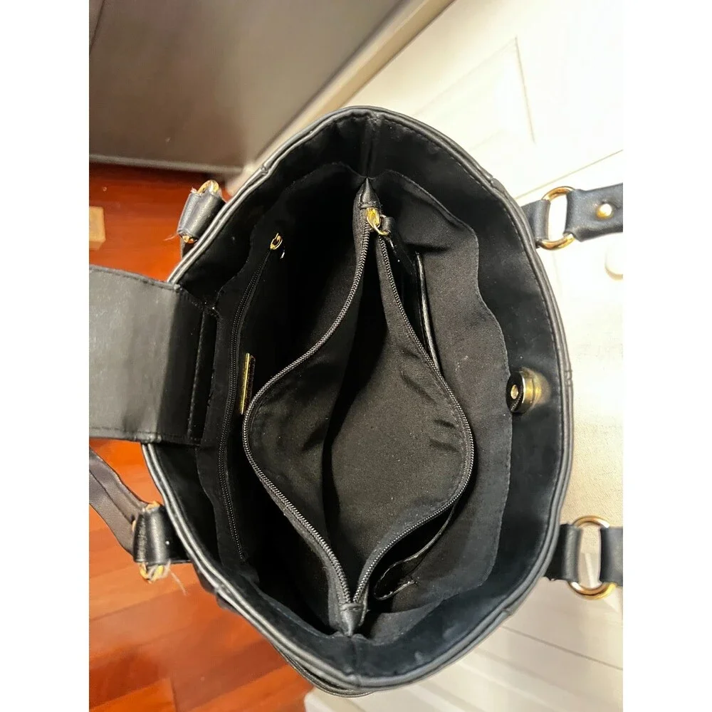 Giani Bernini Black Leather Shoulder Bag Purse Tote Classic Minimalist Studs EUC